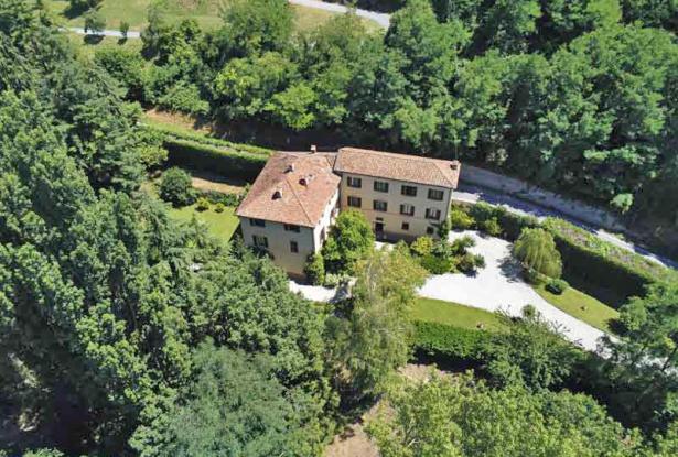 Exquisite Langhe country estate, with park / ALN022 19