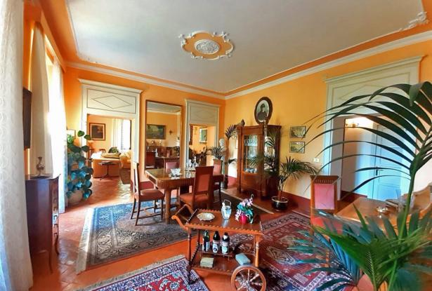 Exquisite Langhe country estate, with park / ALN022 25