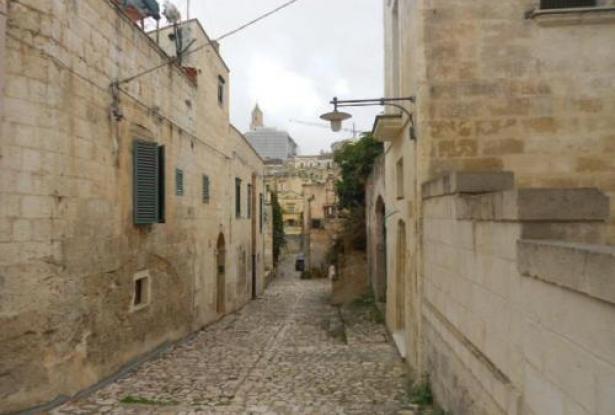 Matera Reference: 3853 2 Matera Reference: 3853 2