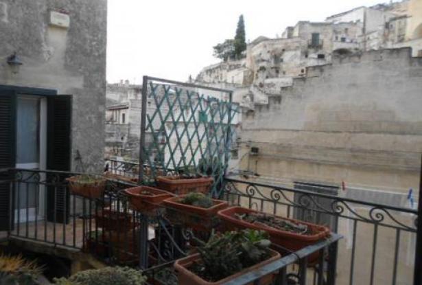 Matera Reference: 3853 4 Matera Reference: 3853 4