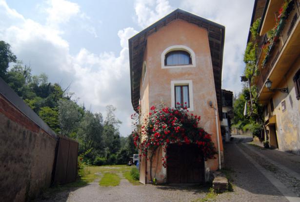 country house for sale in langhe area country house for sale in langhe area