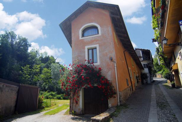 country house for sale in langhe area country house for sale in langhe area