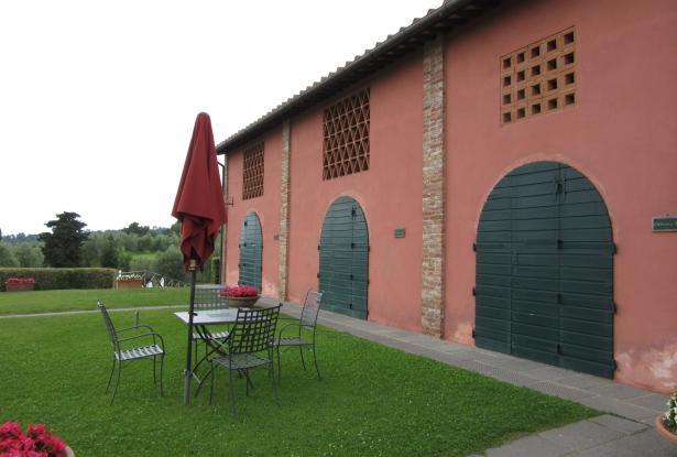 Tuscany – Palaia, charming 1 bedroom apartment with view. Ref 07t 15