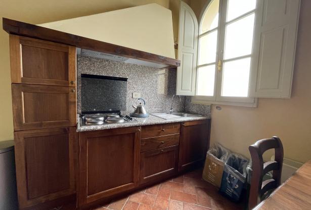 Tuscany – Palaia, charming 1 bedroom apartment with view. Ref 06t 4