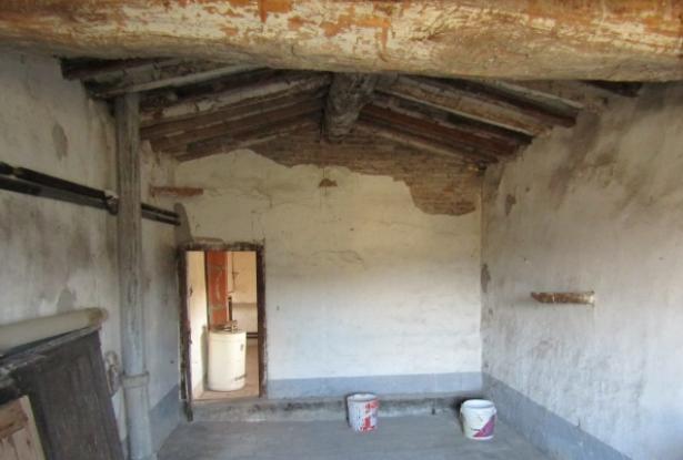 Tuscany – Poppi (AR) apartment in historic hamlet, to renovate. Ref.08t 11