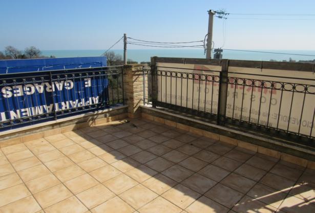 ref. n2818 Partially restored, 200 year old farm house of 450sqm with 5 hectares, sea and mountain views full of character. 3