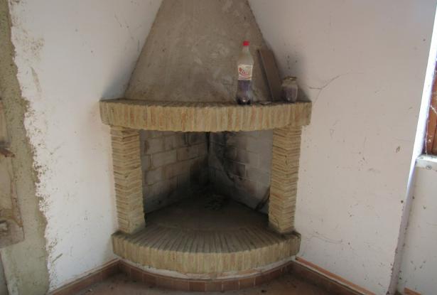 ref. n2818 Partially restored, 200 year old farm house of 450sqm with 5 hectares, sea and mountain views full of character. 10