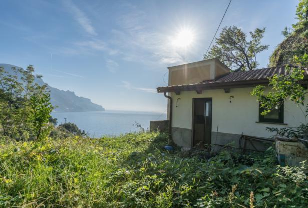 Amalfi Coast - Ravello (SA), unique detached house with lemon grove and breathtaking sea views. Ref.05n 6