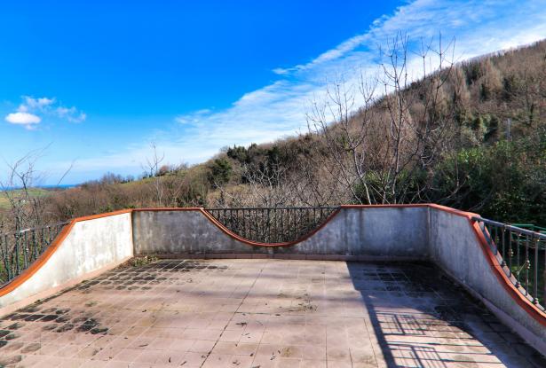Gemmano, detached house in the hills 45