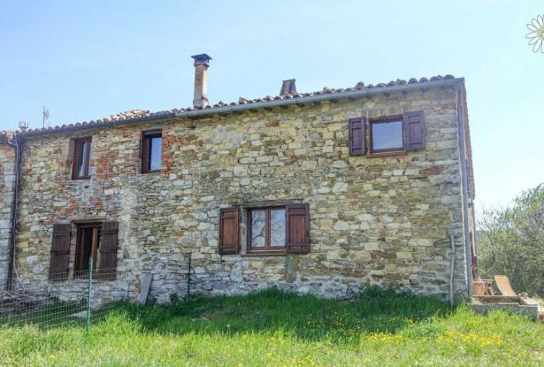 Portion of farmhouse in panoramic location, San Venanzo Rif. OR341M 1