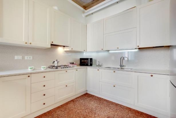 Venice - San Samuele - Stunning three bedroom apartment in historic building. Ref. 185c 15