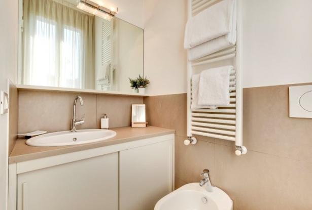 Venice - San Samuele - Stunning three bedroom apartment in historic building. Ref. 185c 17