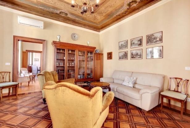 Venice - San Samuele - Stunning three bedroom apartment in historic building. Ref. 185c 6