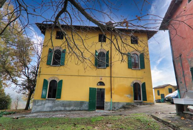 Castelvetro, a farmhouse that tickles the senses 3