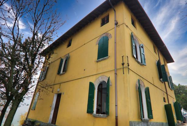 Castelvetro, a farmhouse that tickles the senses 6