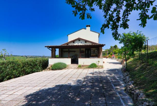 Casalbordino, the Giant's farmhouse 6