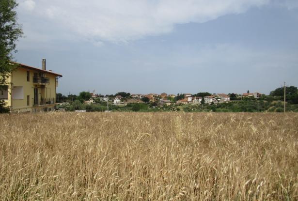 Finished, 3 bedroom countryside apartment of 120sqm in a scenic position between Lanciano and Castel Frentano with no stairs. 2