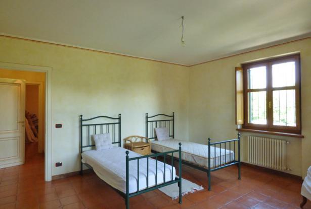 A Restored Country House with Park in the Area of Barolo/ mrg001 A Restored Country House with Park in the Area of Barolo/ mrg001