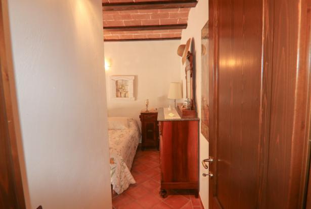 Sassetta, two-room apartment with garden 27