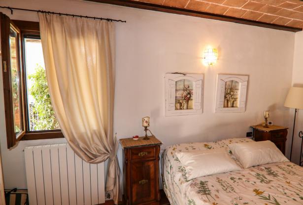Sassetta, two-room apartment with garden 35
