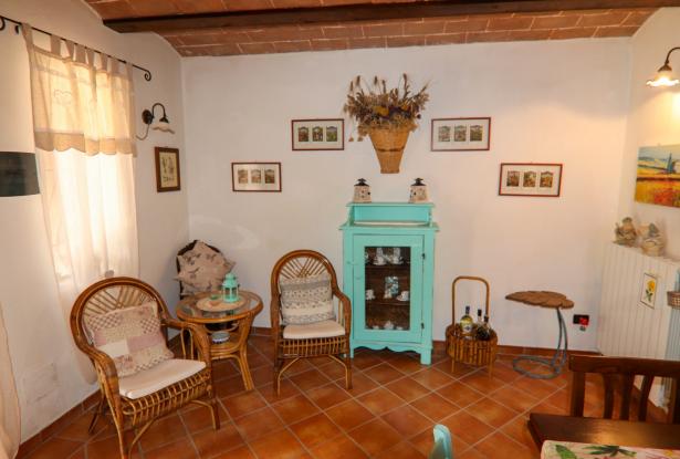 Sassetta, two-room apartment with garden 19