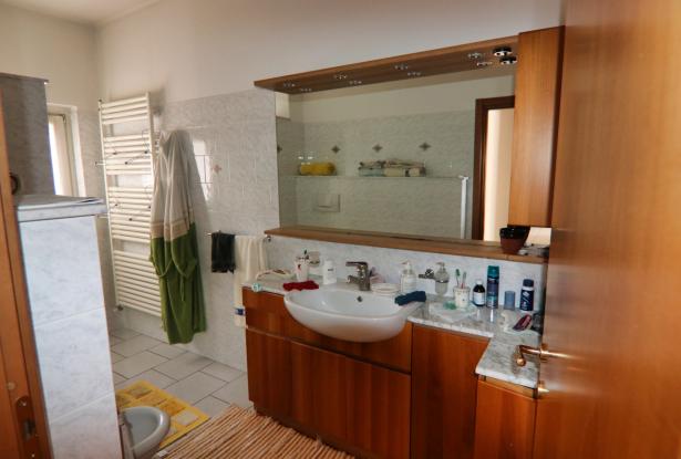 Trento, Viale Verona to live in or to rent? 42