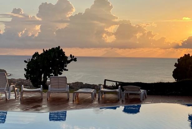 Parghelia/Tropea, two bedroom apartment in condo with pool. Ref 44k 4