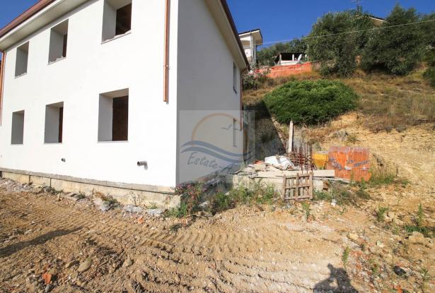 L1029 For sale in Camporosso, on the hills, house under construction 11