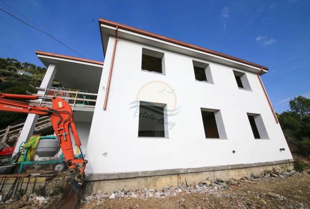 L1029 For sale in Camporosso, on the hills, house under construction 0