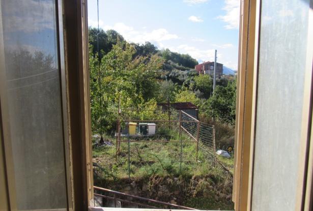Countryside apartment in peaceful location, habitable, beautiful views  2