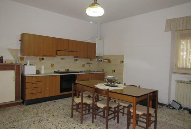 5 km to beach, country house with sea and mountain views, finished, garden and outbuildings 3km to town 2