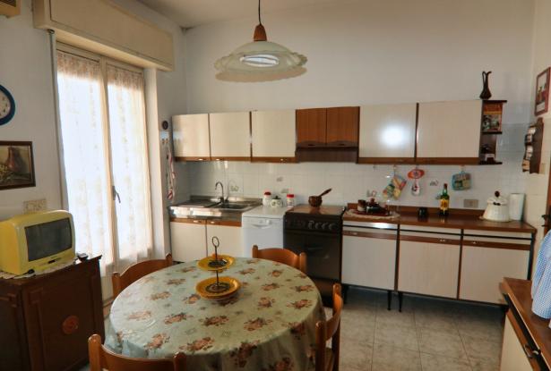 Modica,three-room apartment a stone's throw from San Giorgio 21