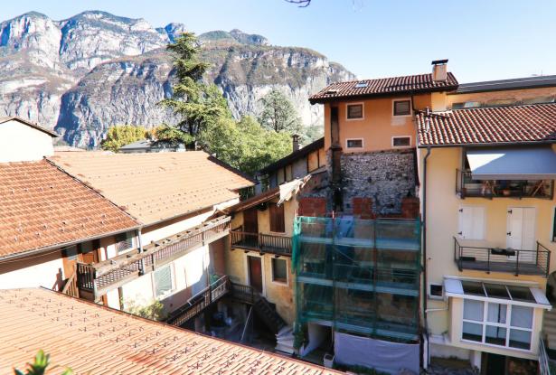 Mezzolombardo, a terrace to live and love 84