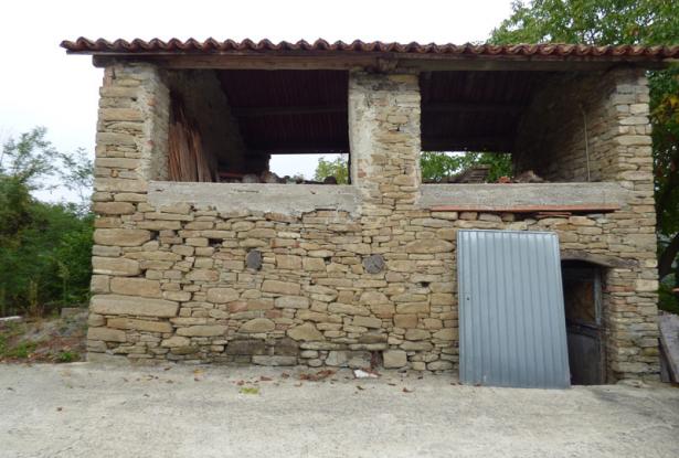 Stone Farm Houses for sale in langhe area Stone Farm Houses for sale in langhe area