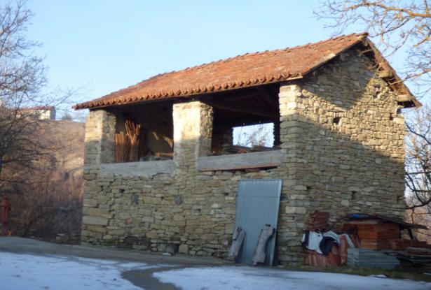 Stone Farm Houses for sale in langhe area Stone Farm Houses for sale in langhe area