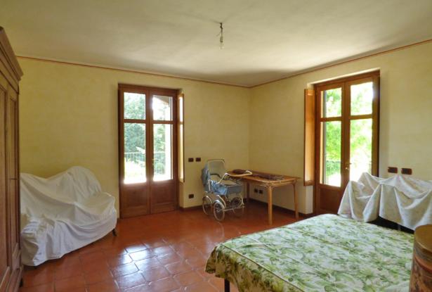 A Restored Country House with Park in the Area of Barolo/ mrg001 A Restored Country House with Park in the Area of Barolo/ mrg001