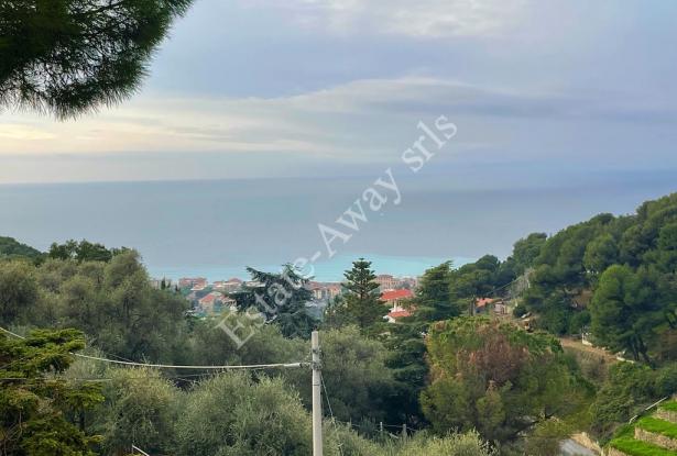 L1203 Villa with garden and sea view for sale in Bordighera 18