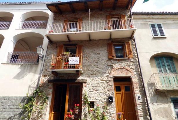 house in the historic center house in the historic center