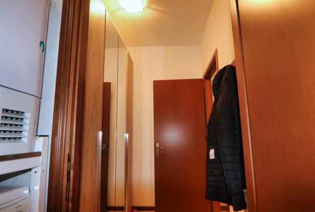 Muscoline,flat in residence 38