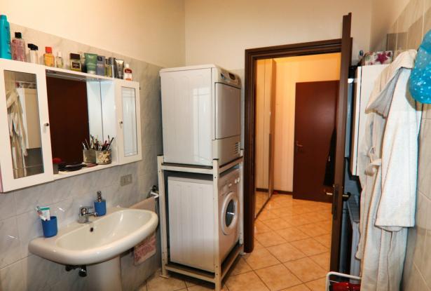 Muscoline,flat in residence 44