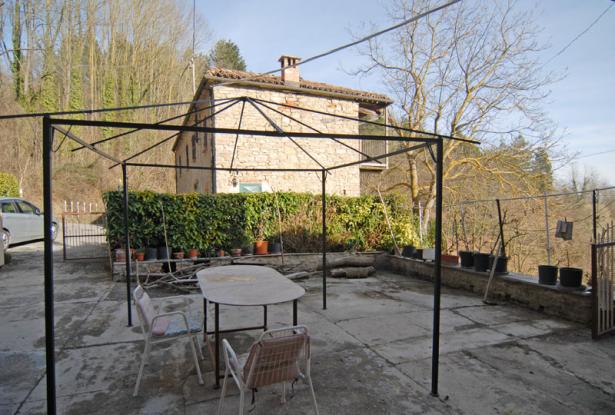 HOUSE WITH GARDEN AND PANORAMIC VIEW HOUSE WITH GARDEN AND PANORAMIC VIEW