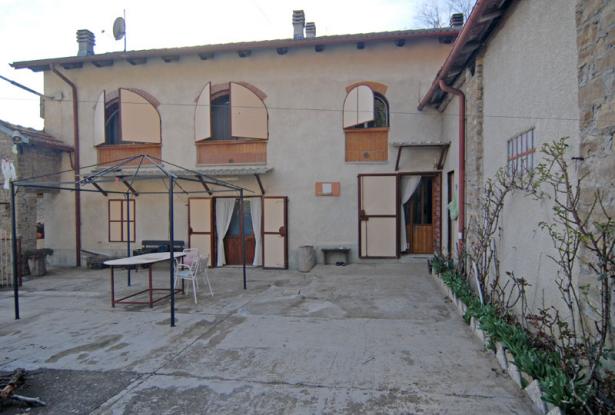 HOUSE WITH GARDEN AND PANORAMIC VIEW HOUSE WITH GARDEN AND PANORAMIC VIEW