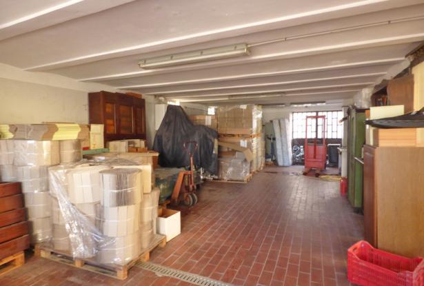 House and Production Space for Sale in Dogliani House and Production Space for Sale in Dogliani