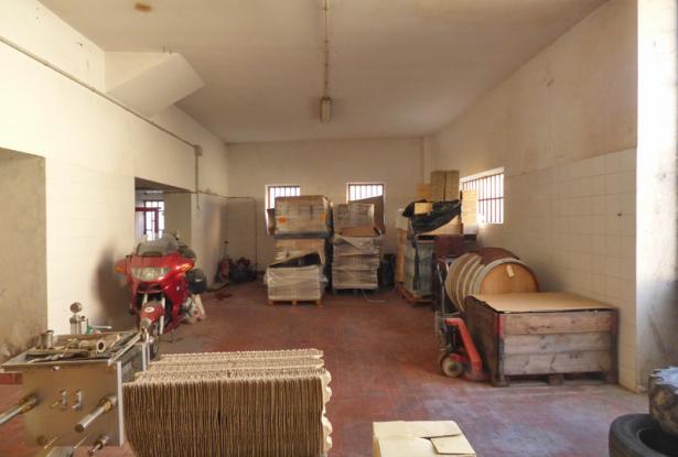 House and Production Space for Sale in Dogliani House and Production Space for Sale in Dogliani