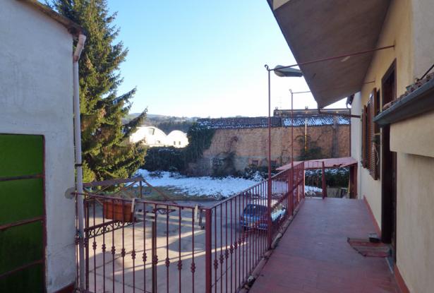 House and Production Space for Sale in Dogliani House and Production Space for Sale in Dogliani