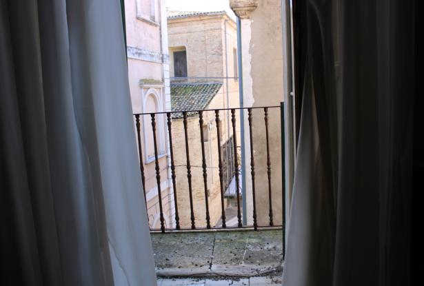 Town house, 130sqm, 3 bedrooms, sea view from the roof, full of vaults and 1950s character 4
