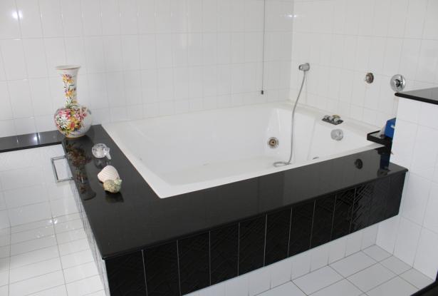 Hill top Villa in a lively town of 900sqm with 4000sqm of building land, amazing mountain views and prestigious finish 5