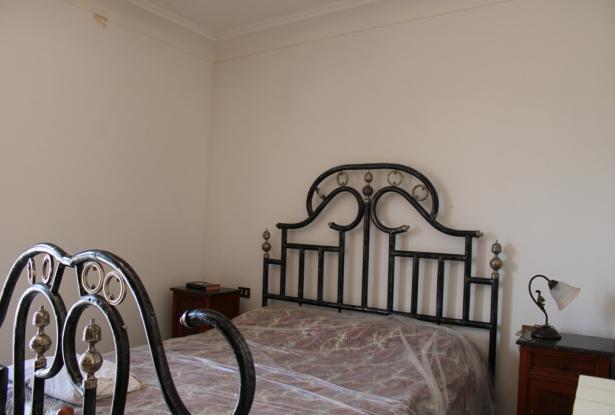 300 year old, vaulted ceilings, stone structure, 2 bed, 2 bath, nicely finished town house 4