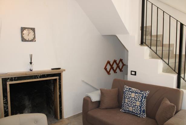 Renovated 4 bed, 200 year old town house, 150sqm with sun terrace 6