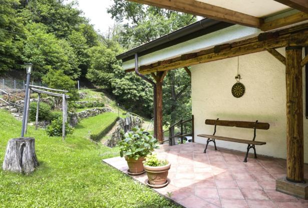 Teolo – Euganean Hills – Stunning villa with swimming pool and amazing view. Ref. 97 11